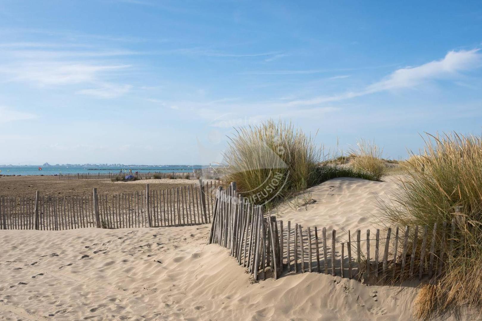 AS21116 - P2 centre ville dans une résidence à 200m de la plage Le Grau-du-Roi Extérieur photo